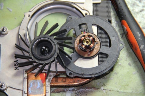 (筆電維修)惠普 HP DV2000 多災多難的顯卡維修實例